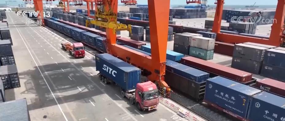 区域外贸发展观察 | RCEP成员国经西部陆海新通道发运外贸货物4.2万标箱
